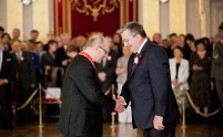 Profesor Henryk Skarżyński odznaczony przez Prezydenta RP źródło: www.prezydent.pl