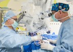 Unikalne operacje wszczepienia implantów pniowych w Kajetanach