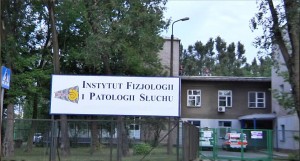 Utworzony Instytut Fizjologii i Patologii Słuchu zajął miejsce – w odremontowanym budynku przy ul. Pstrowskiego 1 w Warszawie.