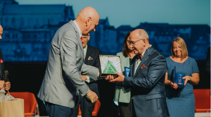 Szmaragd Welconomy dla prof. Henryka Skarżyńskiego