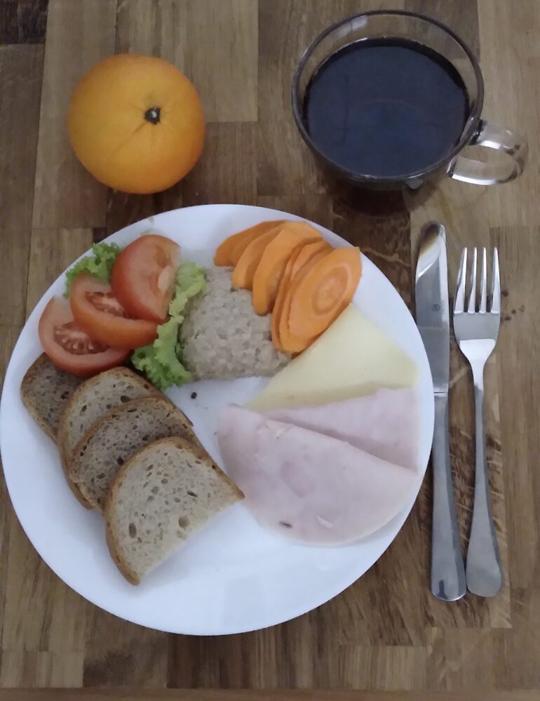 13.08.2025 śniadanie