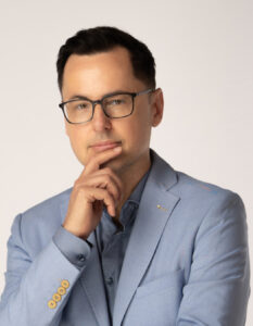 dr n. med. Łukasz Plichta - P
